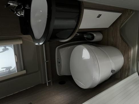 Wohnmobil Pössl Roadcruiser D-Line / Campingbus mieten in Unterumbach – Kreis Dachau – Thumbnail 17