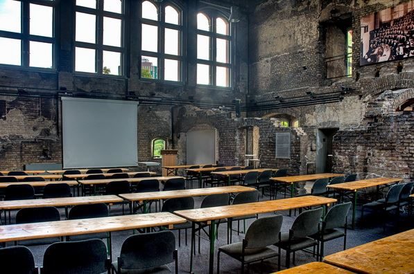 Hörsaalruine mieten – Eventlocation in Berlin – Thumbnail 6