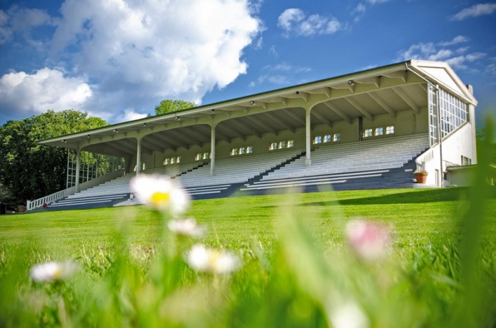 Galopprennbahn Düsseldorf mieten – Eventlocation in Düsseldorf