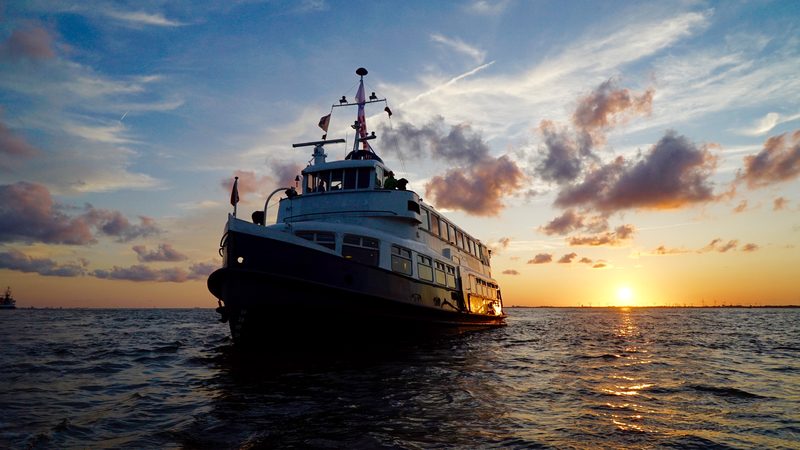 Eventschiff Grosser Michel mieten – Eventlocation in Hamburg