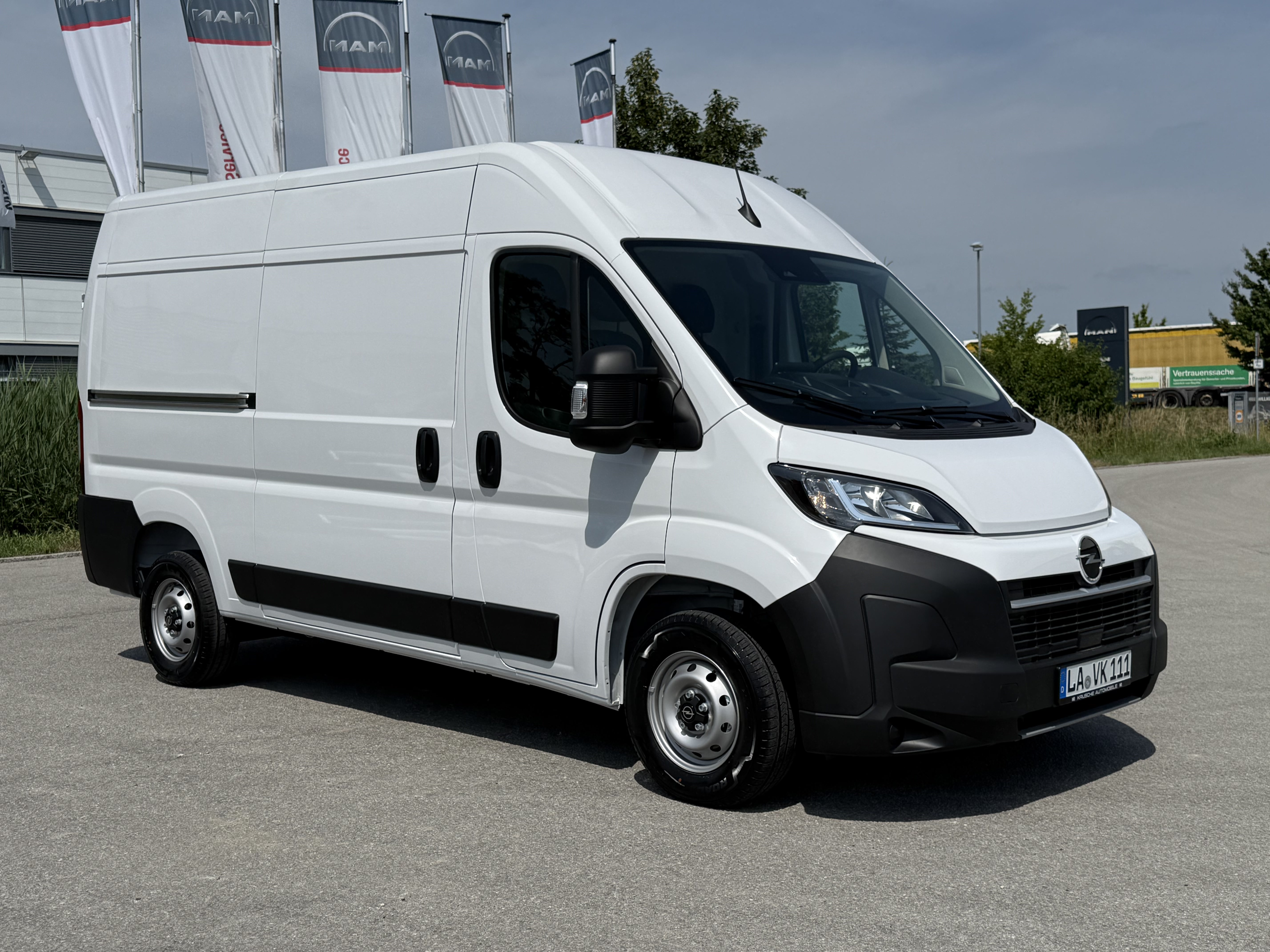 OPEL MOVANO L2H2 Transporter Kastenwagen Umzugswagen mieten – 4