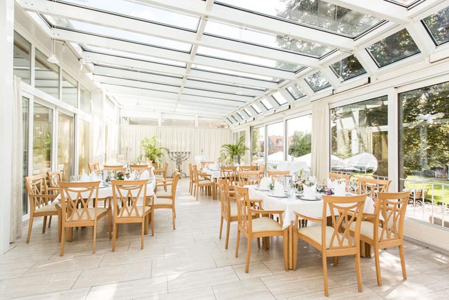 Parkhotel Bilm im Glück mieten in Sehnde – Bis 1.000m² – 2