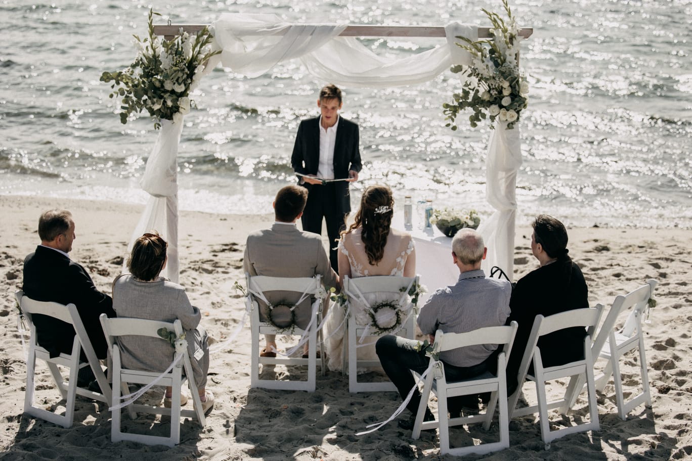 Freie Traurednerin, Hochzeitsrednerin, Trauungen, Heiraten, Brautpaare mieten in Kiel – 2