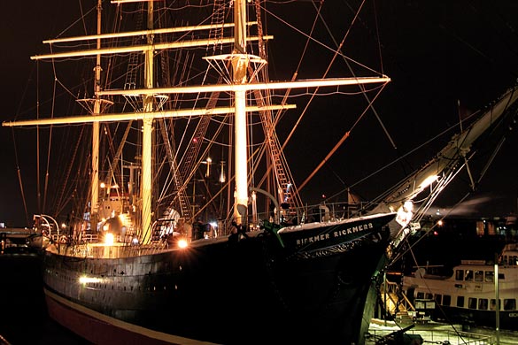 Rickmer Rickmers mieten – Eventlocation in Hamburg