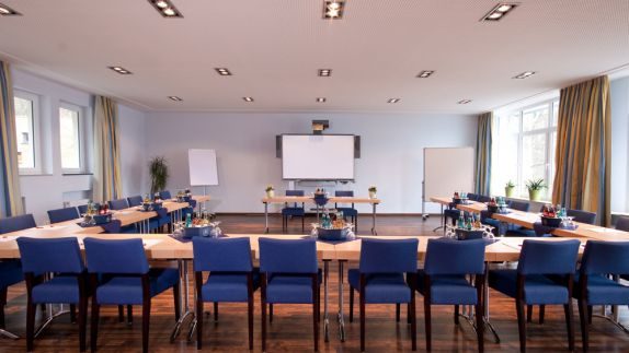 TaunusTagungsHotel mieten – Tagungsraum in Friedrichsdorf