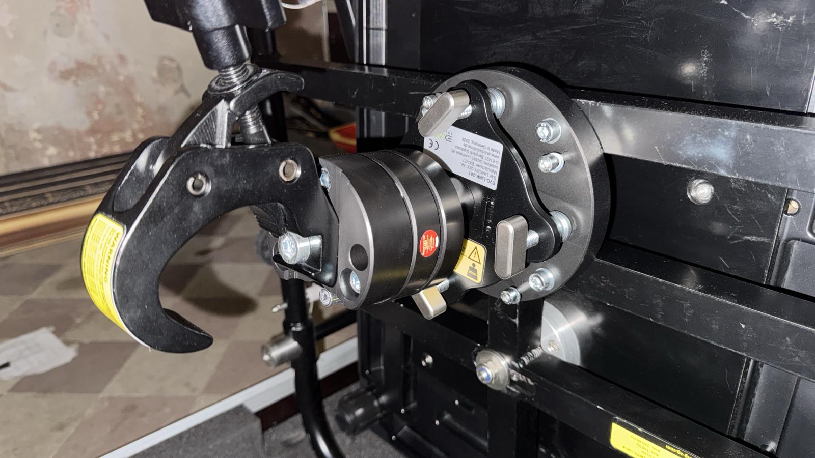 Laser Beamer Kinoqualität Panasonic PT-RZ21 K mieten in Dessau-Roßlau – 20.000 – 2