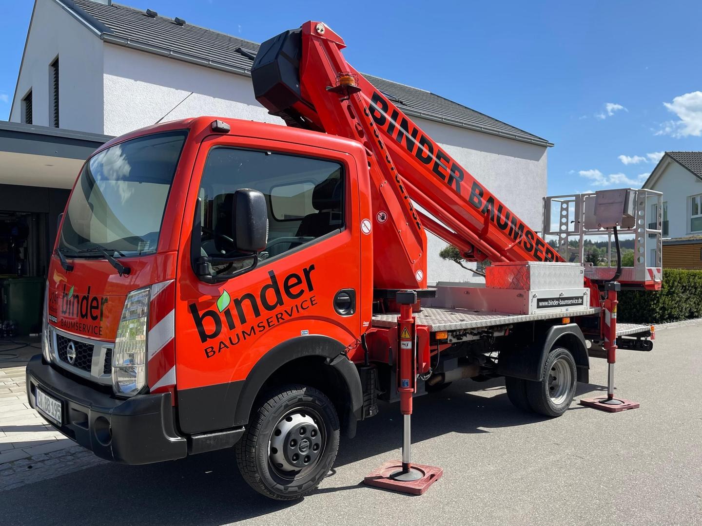 Vermiete LKW Hubsteiger 27 Meter Höhe mieten in Egenhausen – 2