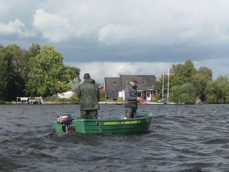 Pioner 13 mit Trailer und fs-freiem Motor mieten in Deuerling
