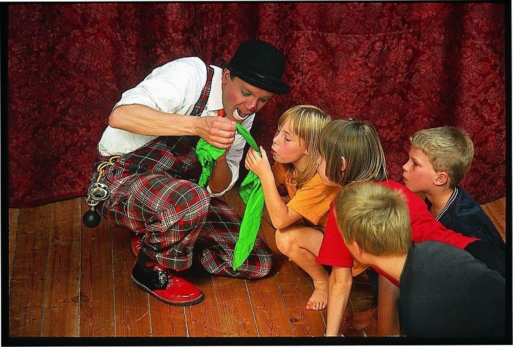 Clownerie, Zauberei und Theater buchen in Eutin