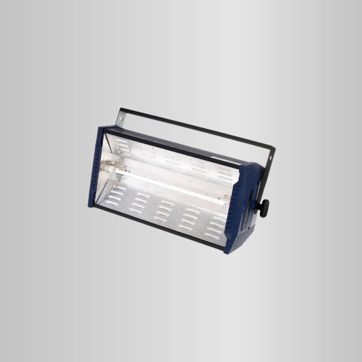 Stroboskop 1500W mieten bei Flux Rentals – Botex SP-1500