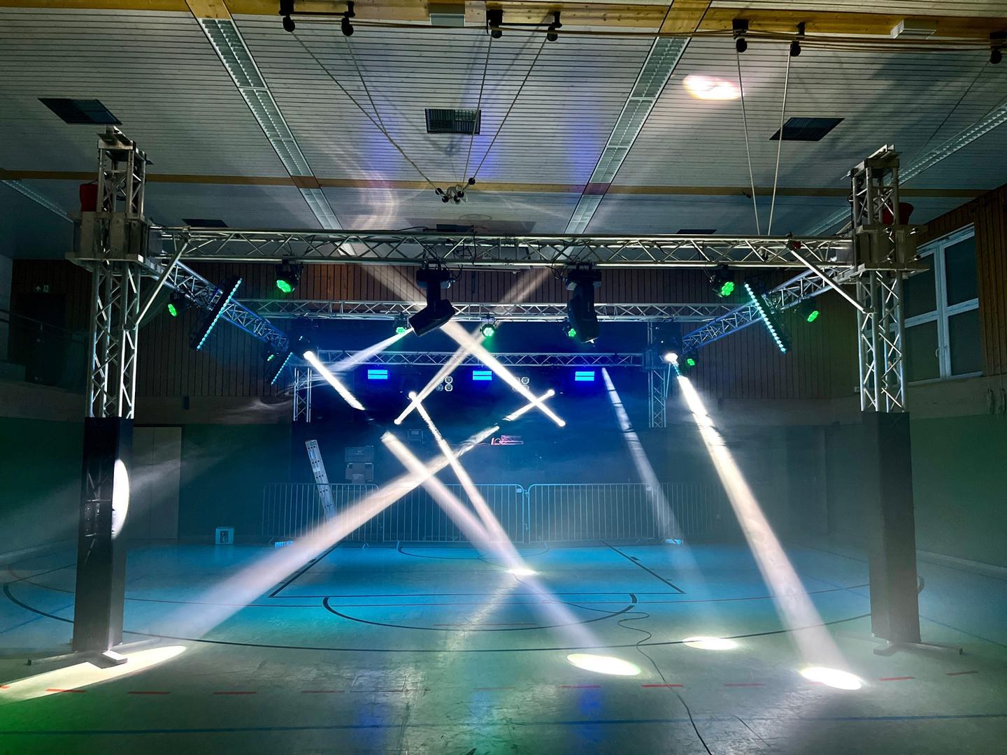 Partyzubehör & Eventtechnik – Musikanlage & Licht günstig mieten in Neumarkt-Sankt Veit