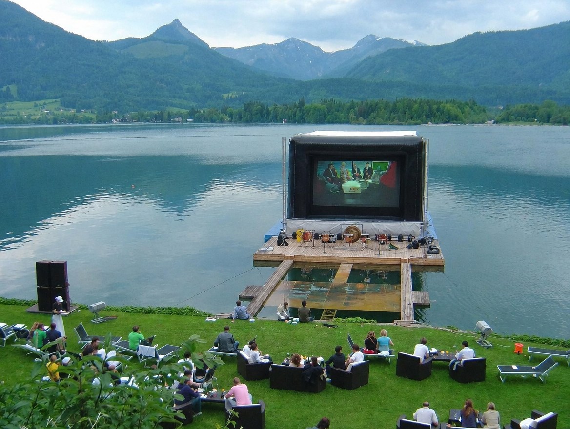 Videowände für Tageslicht Videoprojektion mieten in Giebelstadt