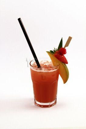 mobile Cocktailbar mit 75 Cockatils und Barkeeper mieten in Reinbek – 2