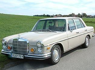 Der Mercedes 280 SE 4.5 mieten in Kirchheim bei München