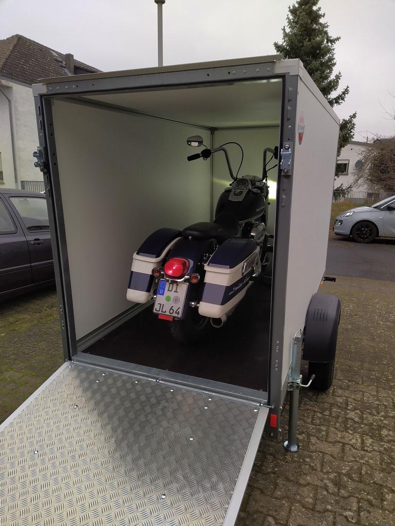 Anhänger STEMA P-BOX Kofferanhänger Umzug/Motorrad mieten in Münster (Dieburg) – 2