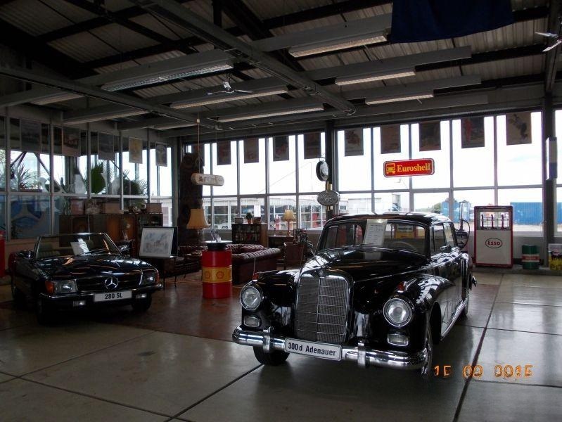 Mercedes 300 d Adenauer (W 189) mit Chauffeur mieten in Ansbach