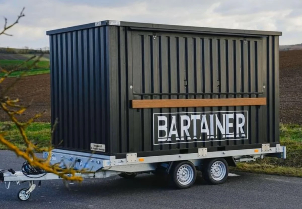 Der Bartainer mieten in Senden