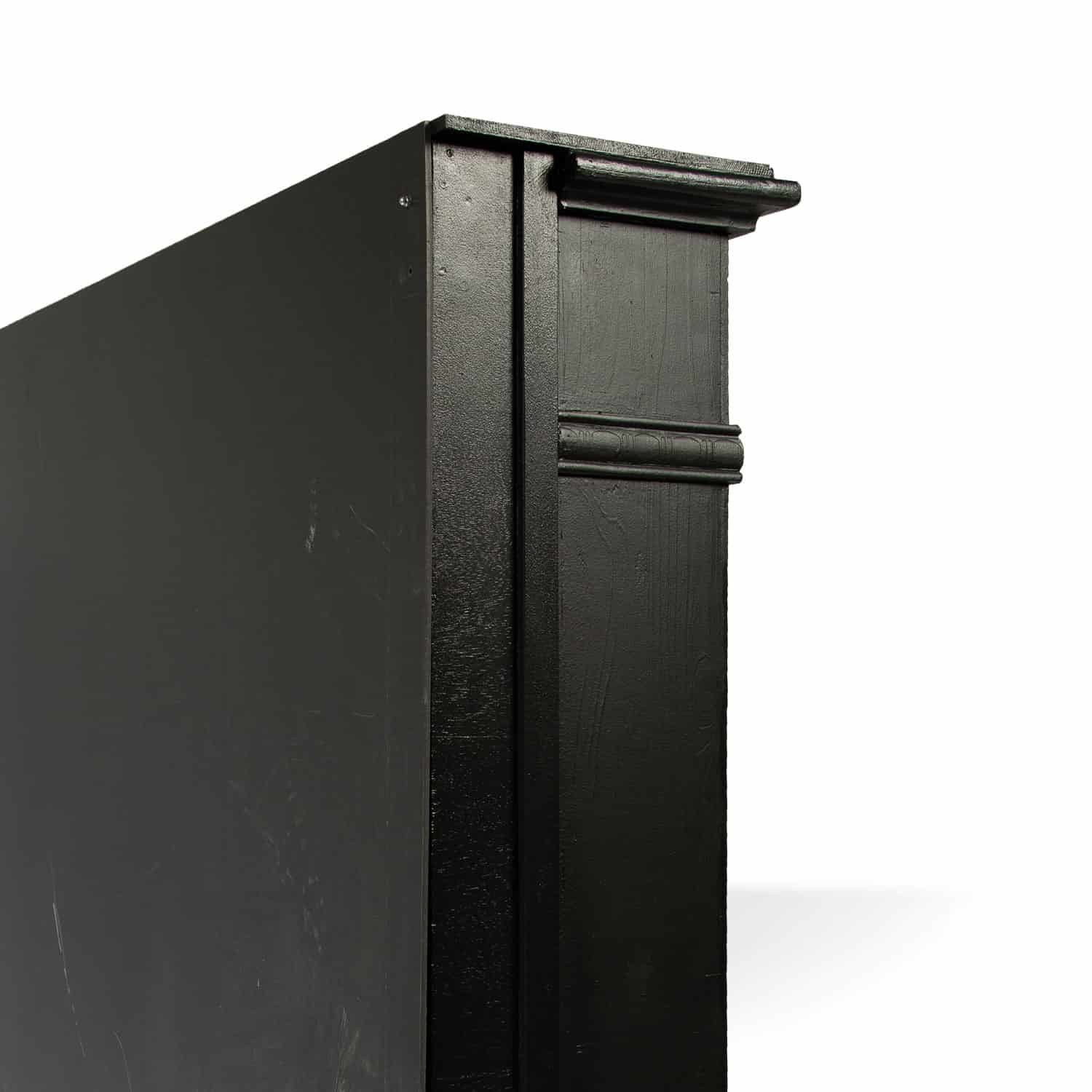 Kaminkonsole in schwarz mit Monitor ( Fernseher Umhausung ) mieten in Berlin – 3