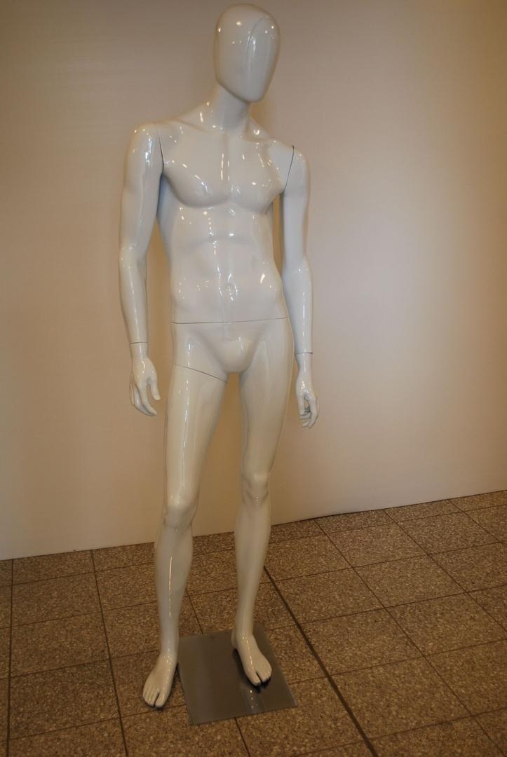 Schaufensterfiguren / Schaufensterpuppen mieten in Berlin – 2