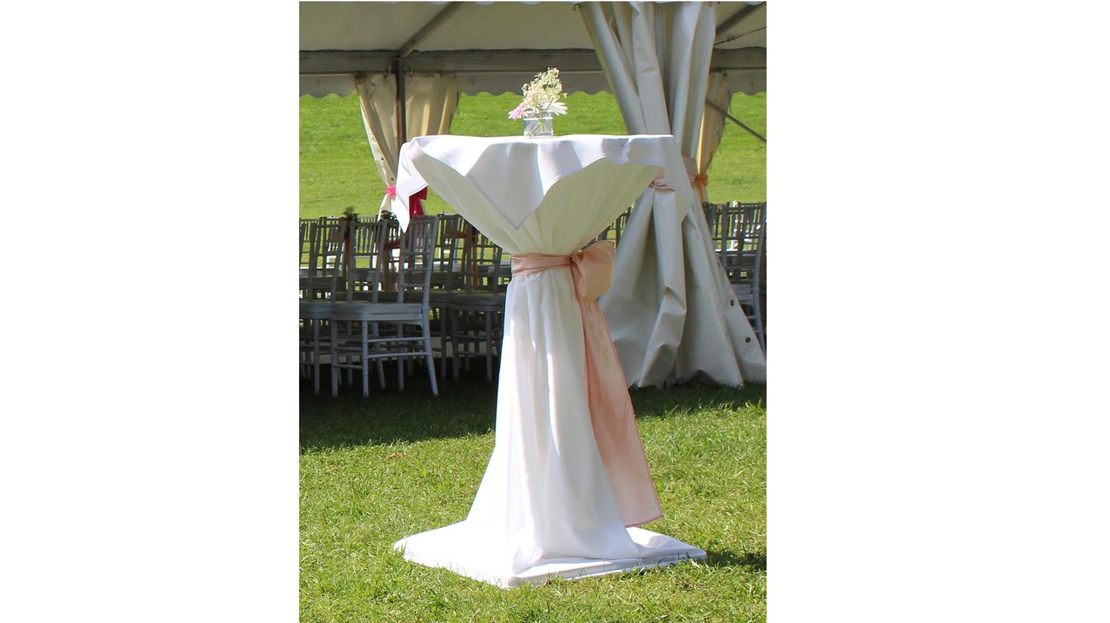 Stehtischhusse klassisch weiss - Hochzeit mieten in Endingen am Kaiserstuhl