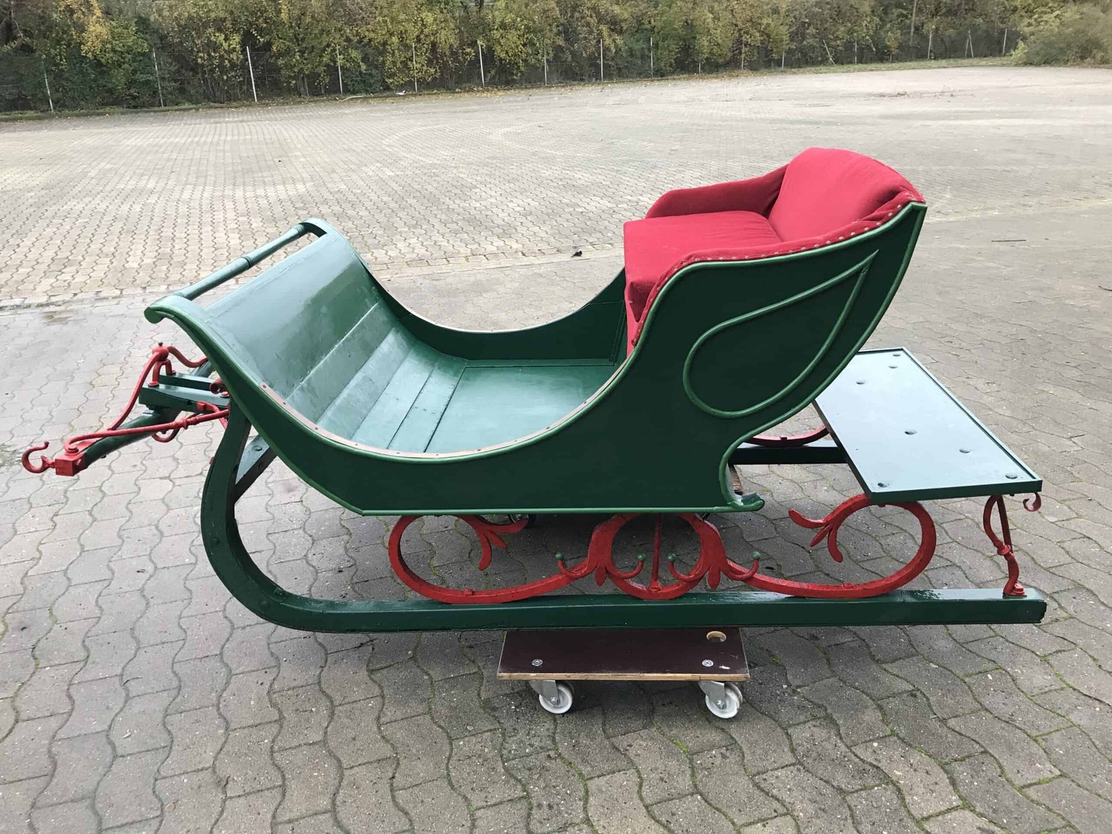 Weihnachtsmann Schlitten mieten in Hannover – Kinderprogramm