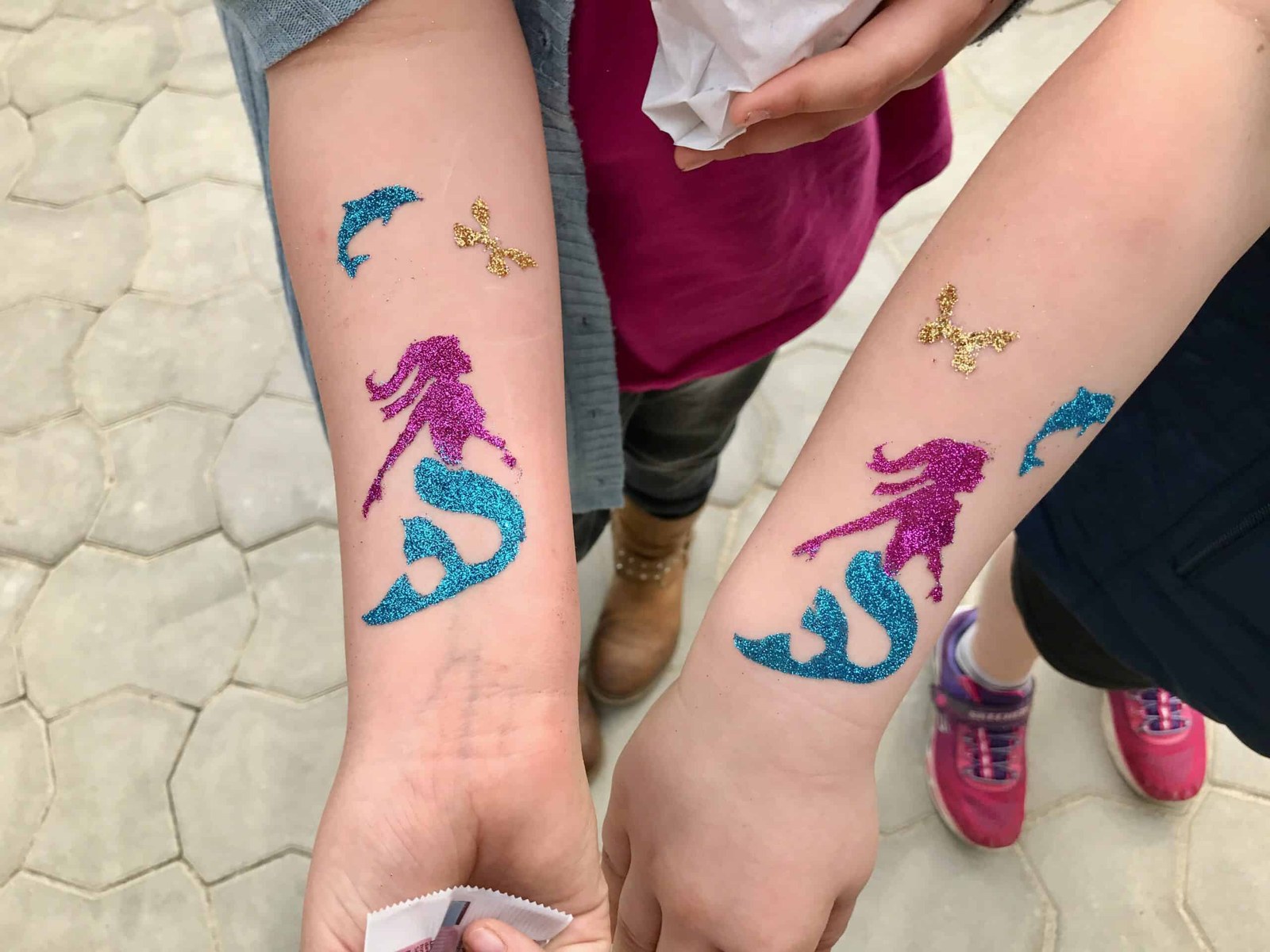 Glitzer Tattoos mieten in Hannover bei unserem Team – 2