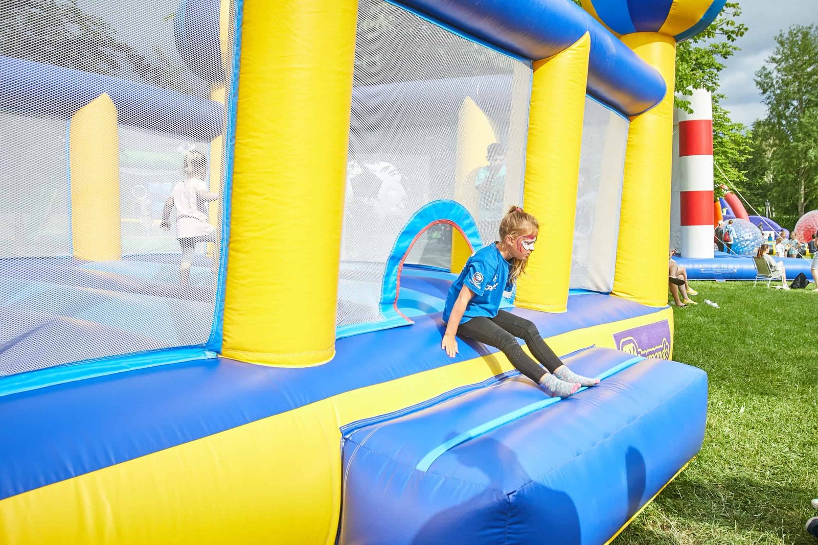 Hüpfburg Strandball mieten in Hannover – 3