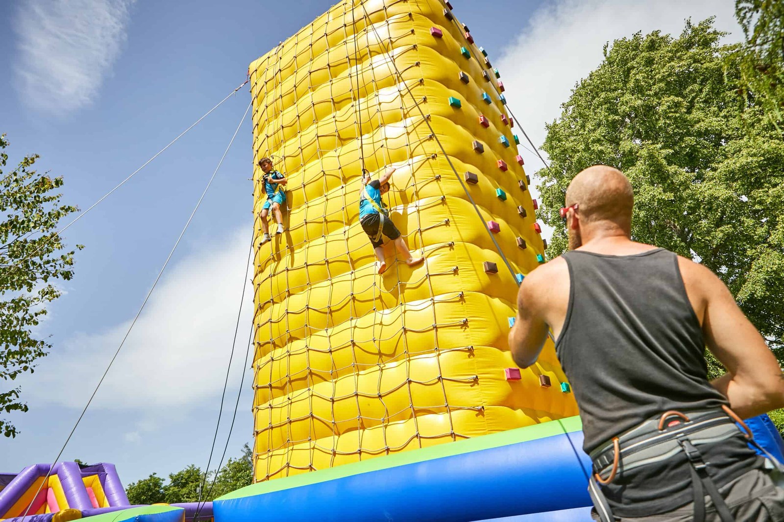 Multiway Kletterturm mieten in Hannover