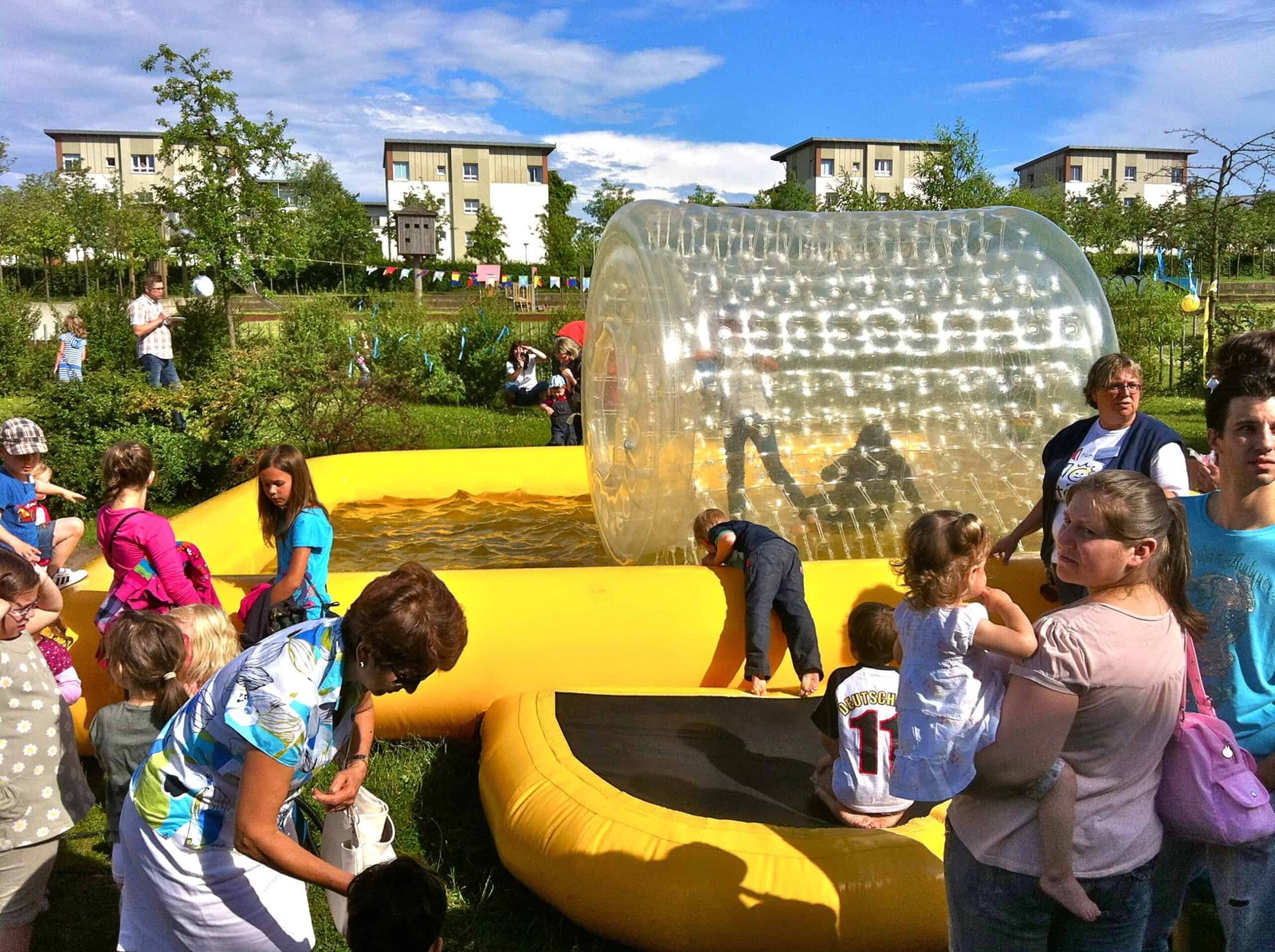 Wasser Rennwalze inkl. Pool mieten in Hannover – 3