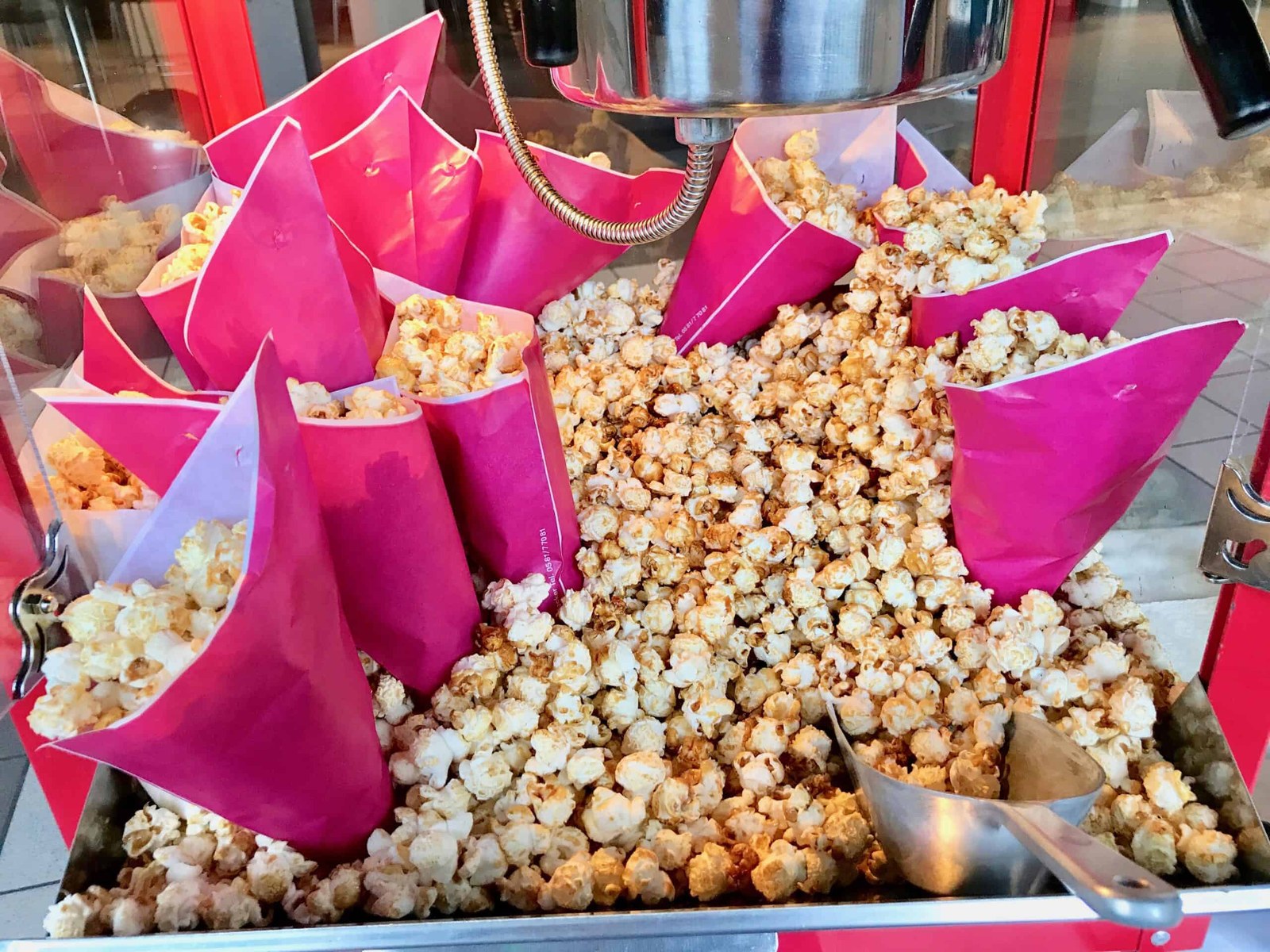 Popcornmaschine 6 oz mieten in Hannover – Fun Food fürs Fest – 3