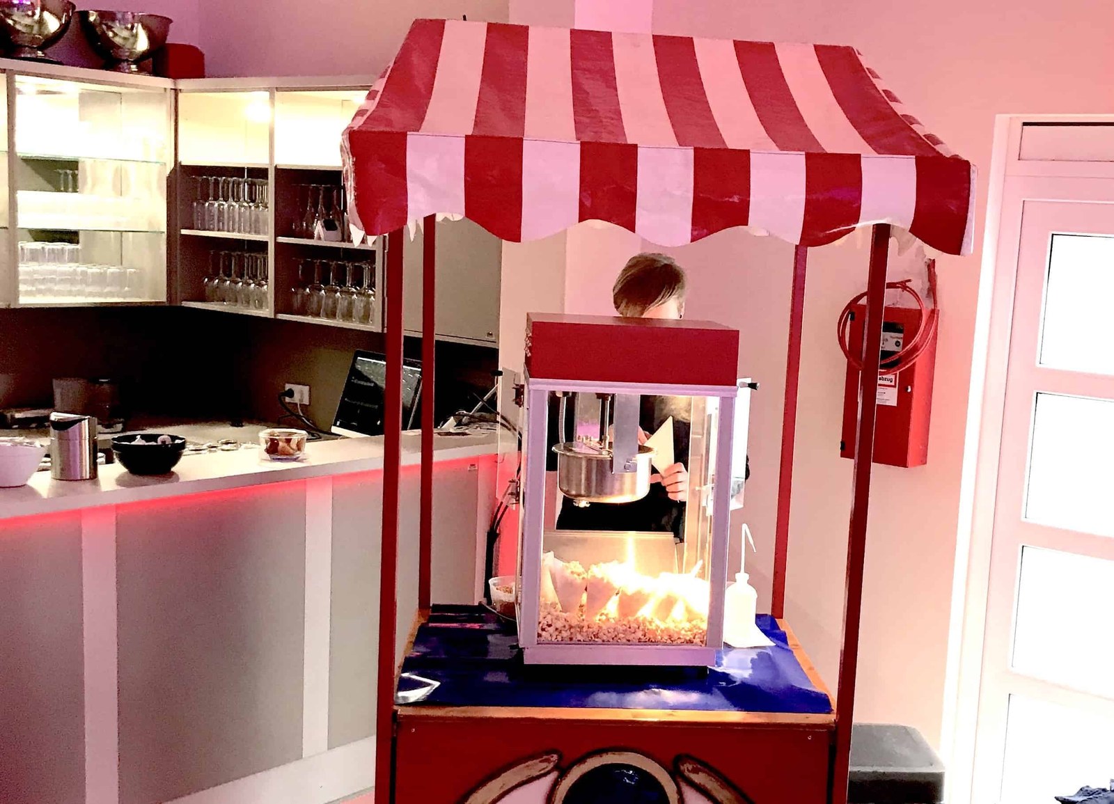 Popcornmaschine 6 oz mieten in Hannover – Fun Food fürs Fest – 2
