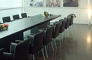 Designer stuhl Jason Walter Knoll Leder schwarz mieten in Bergkirchen – 2