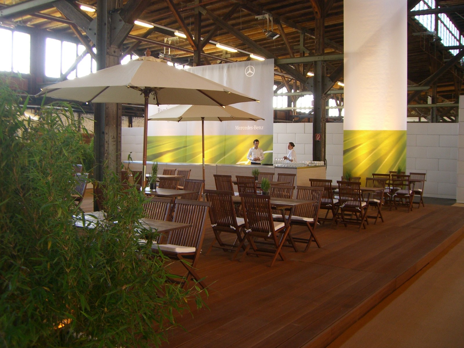 Tisch Empire Teak mieten in Bergkirchen – 3