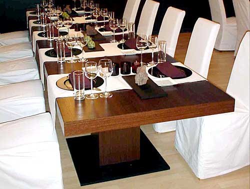 Sitztisch Wenge mieten in Bergkirchen