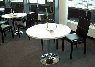Dinnerstuhl Minny mieten in Bergkirchen