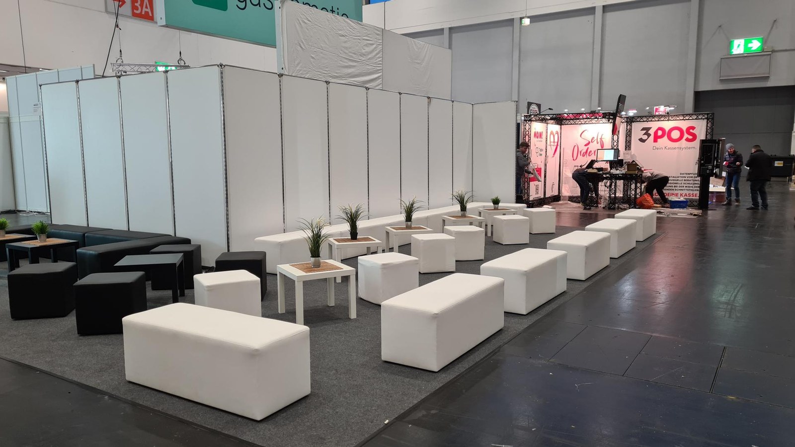 Loungemöbel Set, Sitzbank, Sitzwürfel, Loungetisch mieten in Neunkirchen am Sand – 3