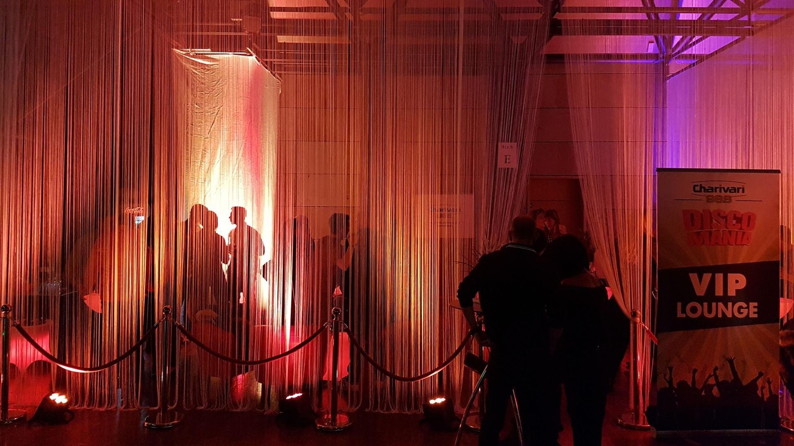 Fadenvorhang / String Curtain / Mobile Raumtrennung mieten in Neunkirchen am Sand