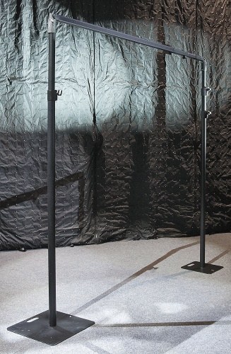 Telescopic Upright 3 Way Black mieten in Heroldsberg – Mietartikel – 3
