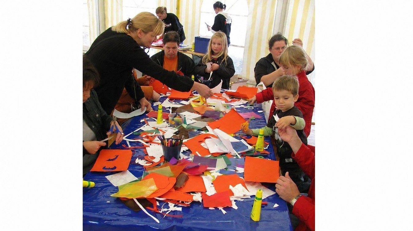 Basteln für Halloween mieten in Hannover