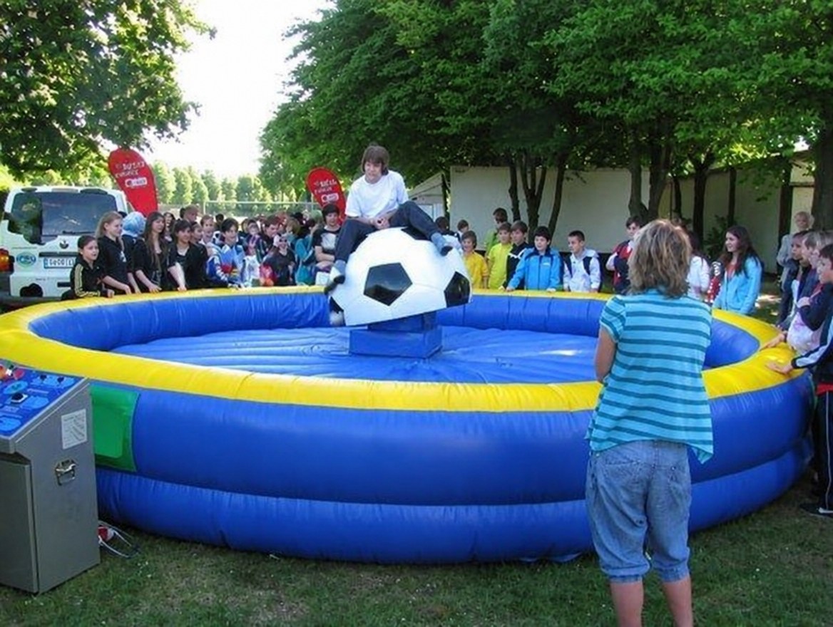 Fußball Rodeo mieten in Hannover bei unserem Team