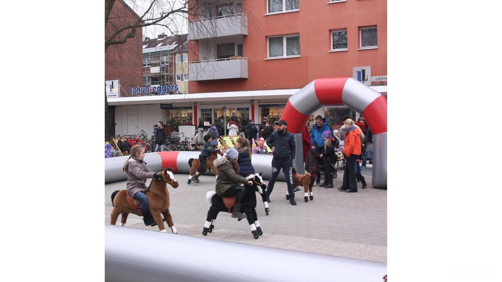 Laufpferde Parcours / Ponycycle mieten in Hannover