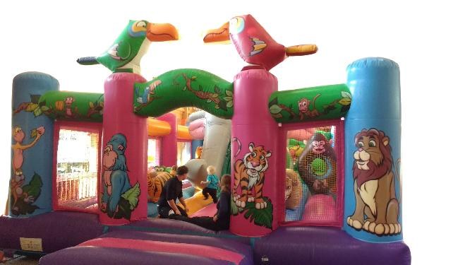 Hüpfburg Dschungel Safari mieten in Böblingen