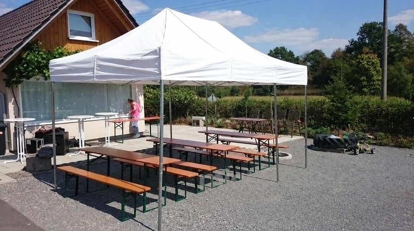Festzeltgarnitur Biertischgarnitur mieten in Böblingen
