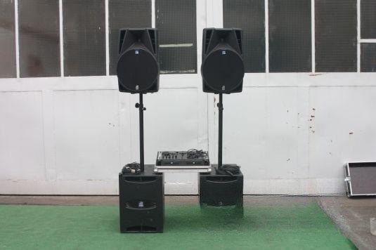 Tonanlage groß (2400 Watt rms) mieten in Böblingen