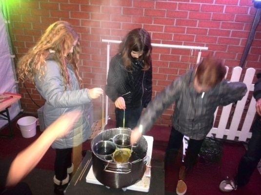 Bastelaktion Kerzenziehen mieten in Eibelstadt