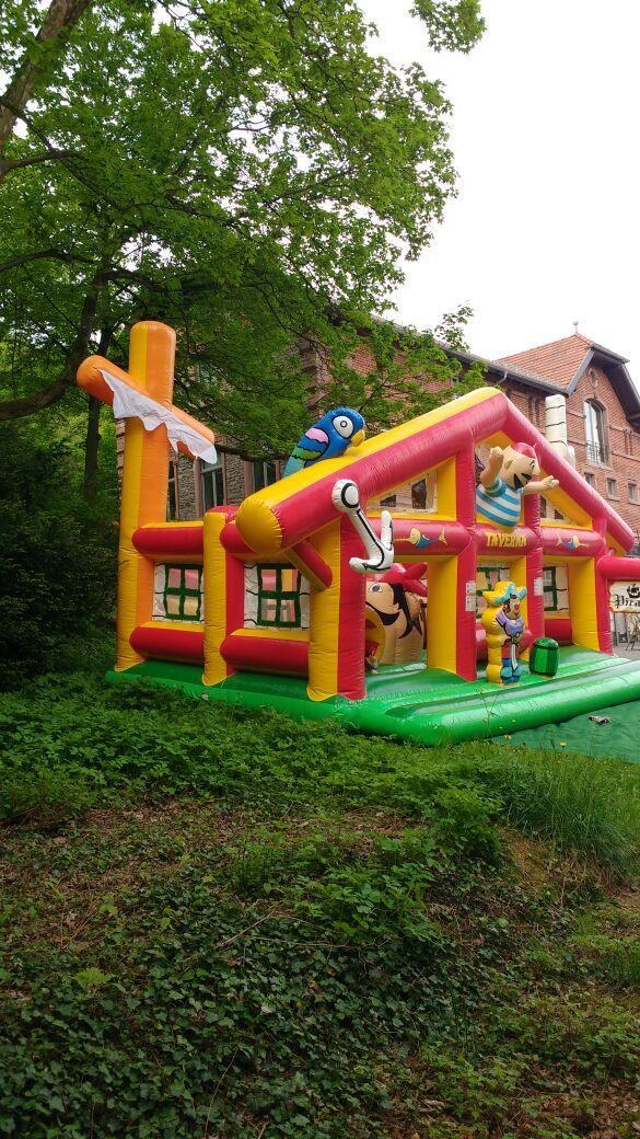 Hüpfburg "Piratentaverne" mieten in Eibelstadt