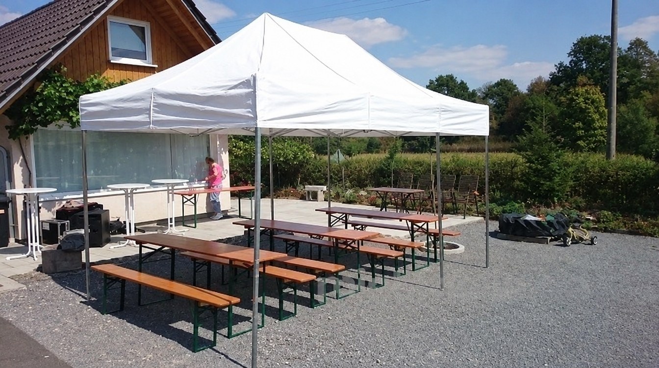 Biertischgarnitur, Festzeltgarnitur mieten in Eibelstadt