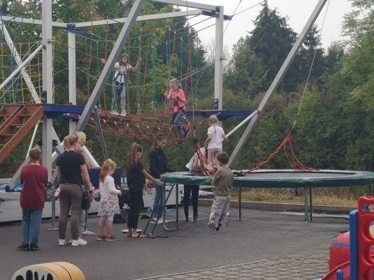 Klettergarten mit Bungee Trampoline mieten in Eibelstadt – Hüpfburg – 2
