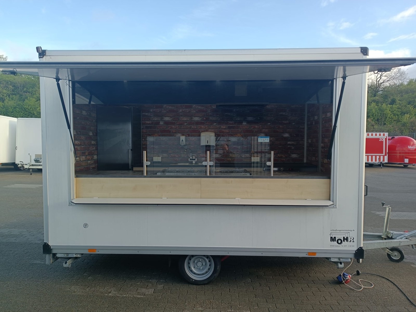 Wagen 74 – Imbisswagen mieten in Arnstein