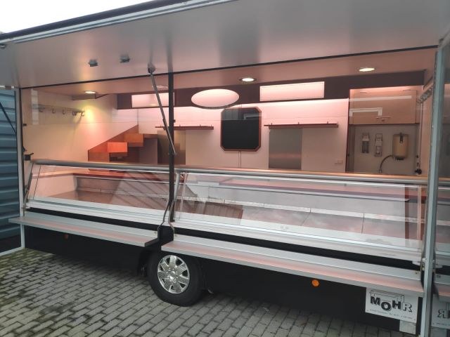 Wagen 11 – Kühlthekenanhänger mieten in Arnstein – 2